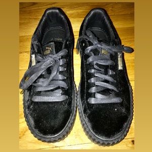 Puma by Rihanna Women’s Velvet Creeper